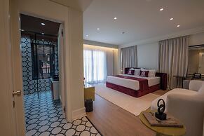 The Collector hotel boutique