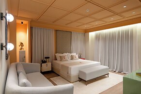 The Collector hotel boutique