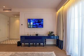 The Collector hotel boutique