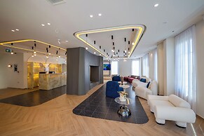 The Collector hotel boutique