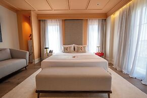 The Collector hotel boutique