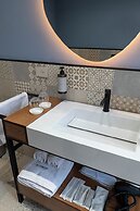 The Collector hotel boutique