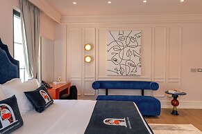 The Collector hotel boutique