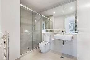 Urban Escape: Prime Location