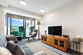 Cosy 2Brm Cbd Apartment