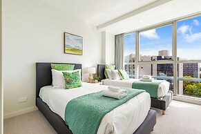 Brand New! Luxe 3-Bed Apartment In Aotea Square