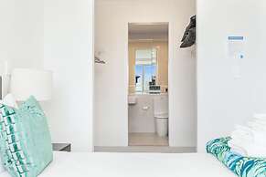 Brand New! Luxe 3-Bed Apartment In Aotea Square