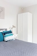 Fabulous Central Windsor Town House