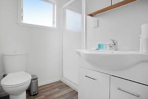 Summerside Loft with Air-con