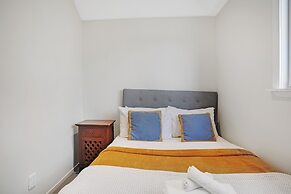 Summerside Loft with Air-con