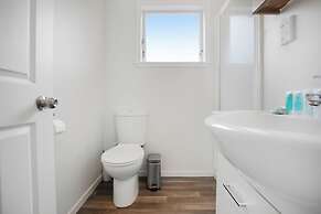 Summerside Loft with Air-con