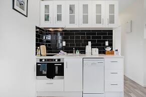 Summerside Loft with Air-con