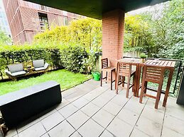 Chic one bedroom with parking&terrace