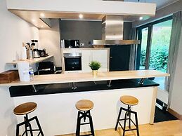 Chic one bedroom with parking&terrace