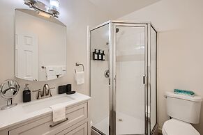 NEW - Awesome 6BR - 15 Min To Beach