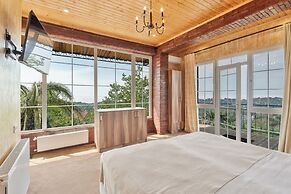 Roots Resort