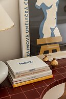 Il Delfino Seaside Inn