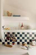 Il Delfino Seaside Inn