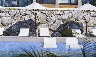 BATON SUITE Okinawa Kouri Island