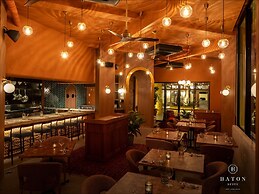 BATON SUITE Okinawa Kouri Island