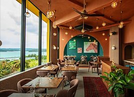 BATON SUITE Okinawa Kouri Island