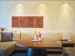 BATON SUITE Okinawa Kouri Island