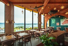 BATON SUITE Okinawa Kouri Island