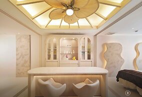 BATON SUITE Okinawa Kouri Island