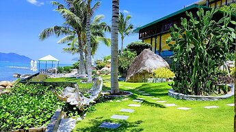 Green Oasis Nha Trang Resort