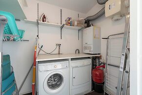 Beachside Apartment With Balcony