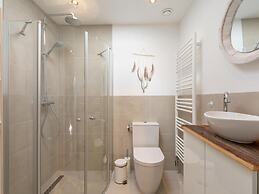 Modern Bungalow Close to the Beach