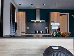 a Nice Holiday by the sea With Family