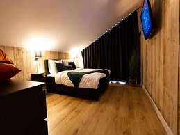 a Nice Holiday by the sea With Family