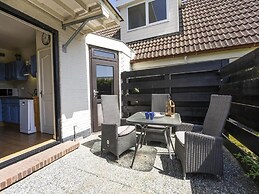 Detached 6 Pers Holiday Home