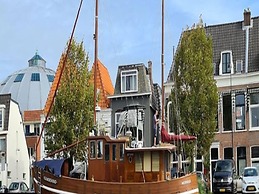 Detached 6 Pers Holiday Home