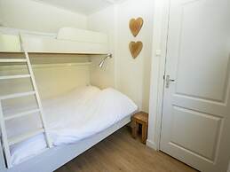 Detached 6 Pers Holiday Home