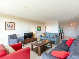 Modern Furnished Apartment at the Foot of Dunes