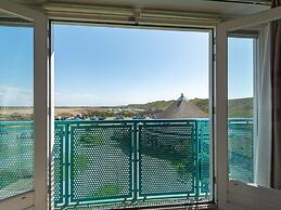 A Lovely Apartment at the Foot of the Dunes
