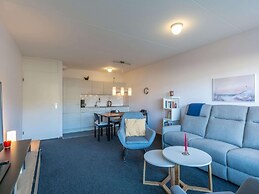 Spacious Holiday Apartment for 4 People