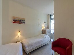 Cozy Apmt for 5people by the sea