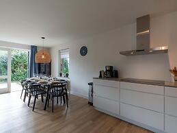 Amazing Viilla Near the Beach