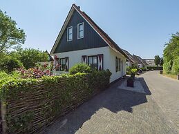 Stylish and Modern Furnished Holiday Villa