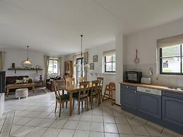 Stylish and Modern Furnished Holiday Villa