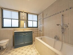 Stylish and Modern Furnished Holiday Villa