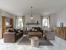 Stylish and Modern Furnished Holiday Villa