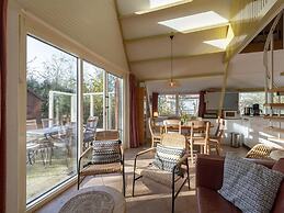 Luxurious & Stylishly Holiday Home