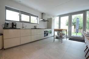 Luxurious & Stylishly Holiday Home