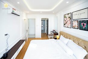 Genius SaiGon - Sunrise City View D7