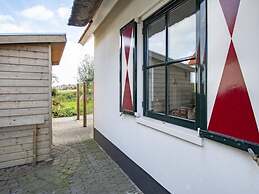 Beautifully Situated Luxury Villa on the Water