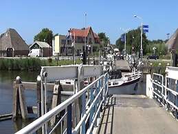 Beautiful Detached Holiday Home in Park